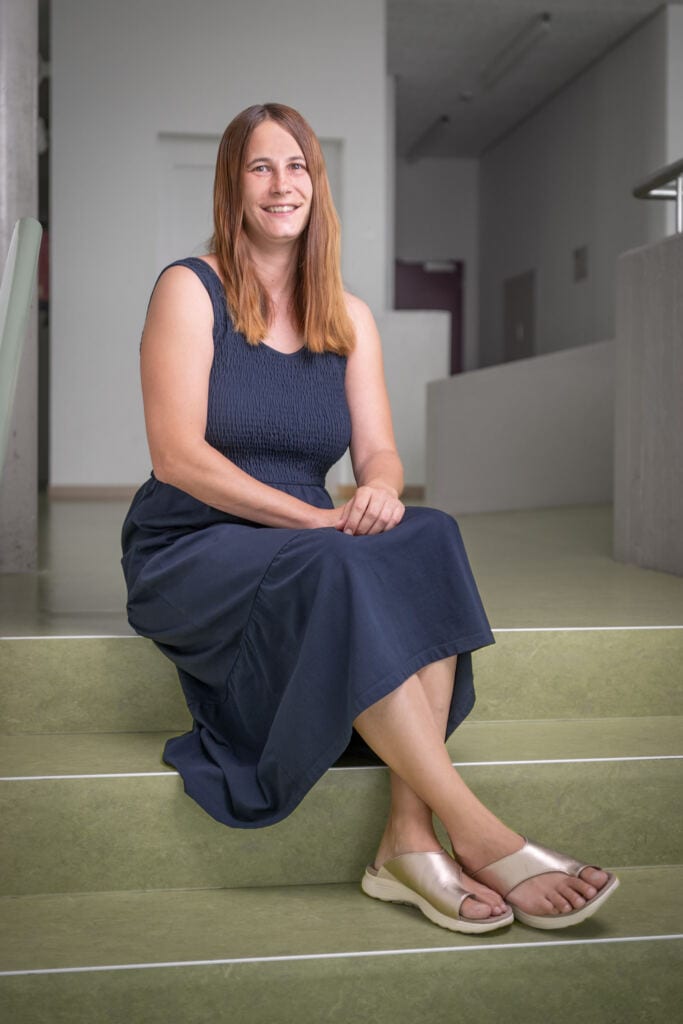 Porträt Nadia Fischer, Schulleiterin